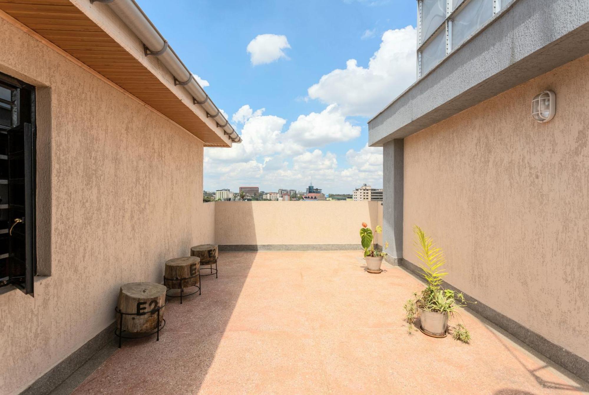 Penthouse Rooftop Studio With King Bed Nairobi Ngoại thất bức ảnh